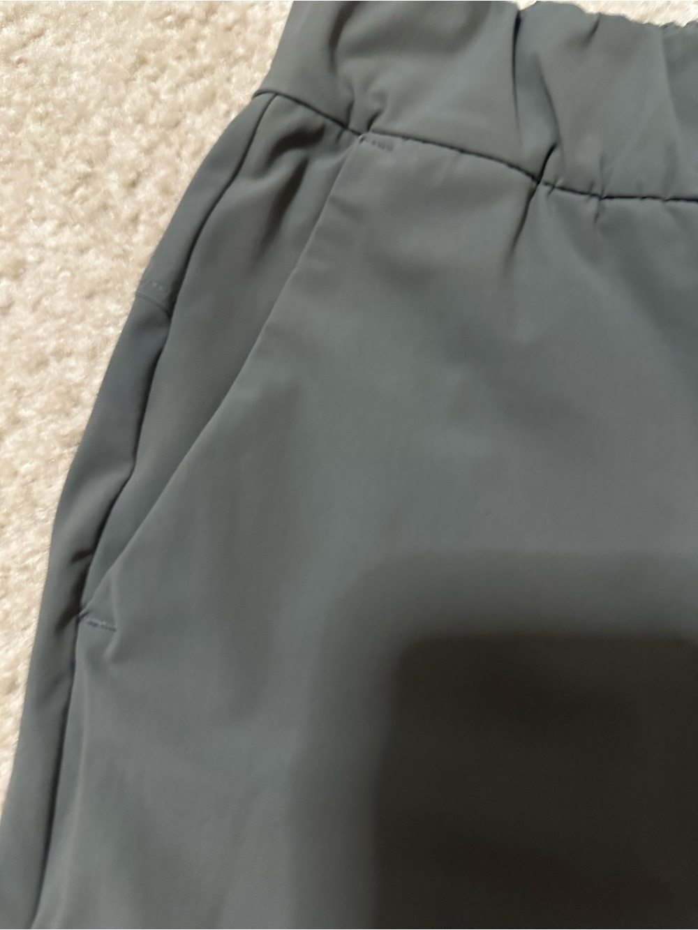 Vuori Women’s All-Weather Pants Small Drab Green Elastic Waist Pockets - Picture 3 of 6